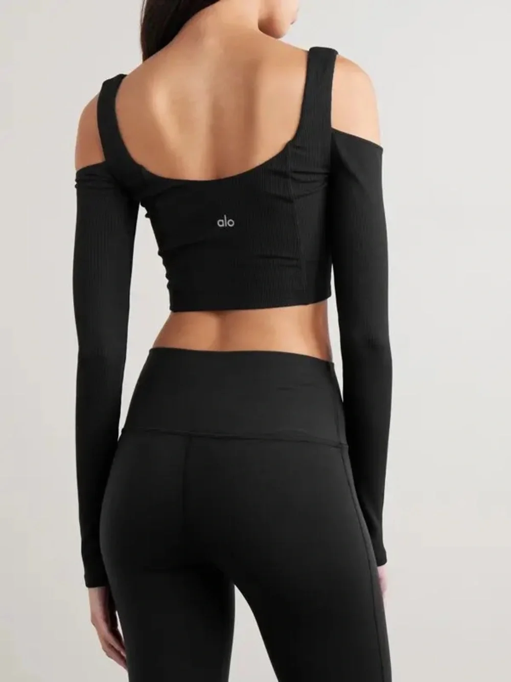 ALO Yoga Cold-Shoulder Cropped Ribbed Long Sleeve Top in Black Size Medium
